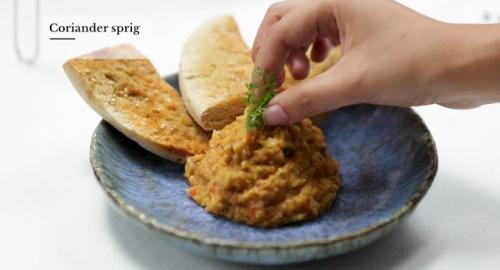 Guacamole with a Twist recipe video | Usha Cook